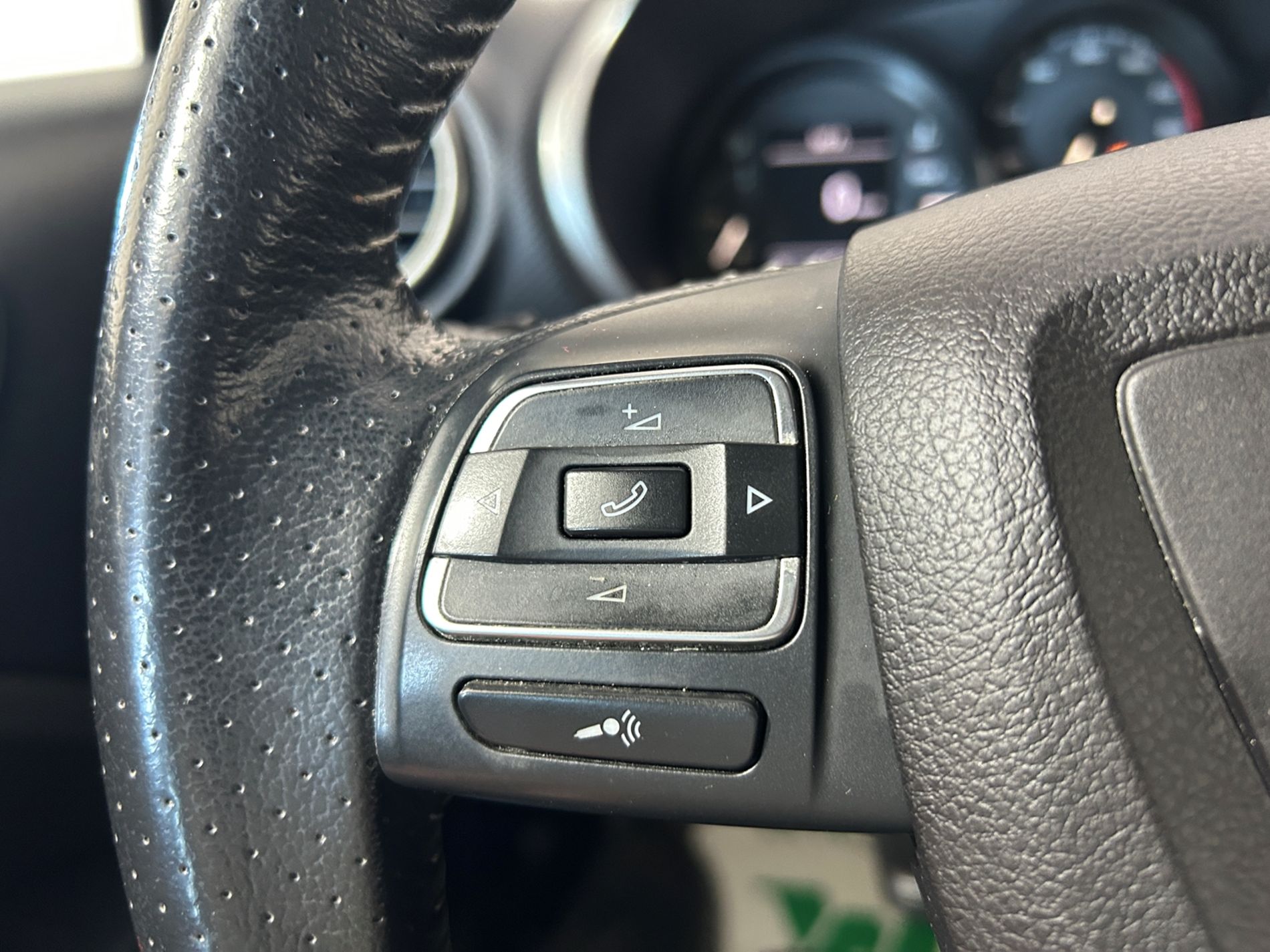 Cupra Leon 2.0 tsi R 265cv - Autoviemme